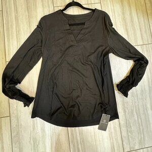 Basic black long sleeve top, NWT, elastic cuff